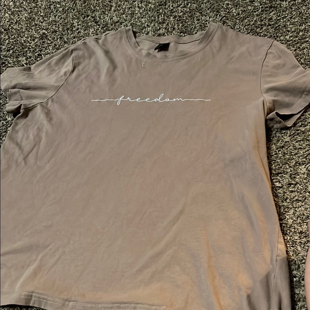 SHEIN Tan Short Sleeve Tee